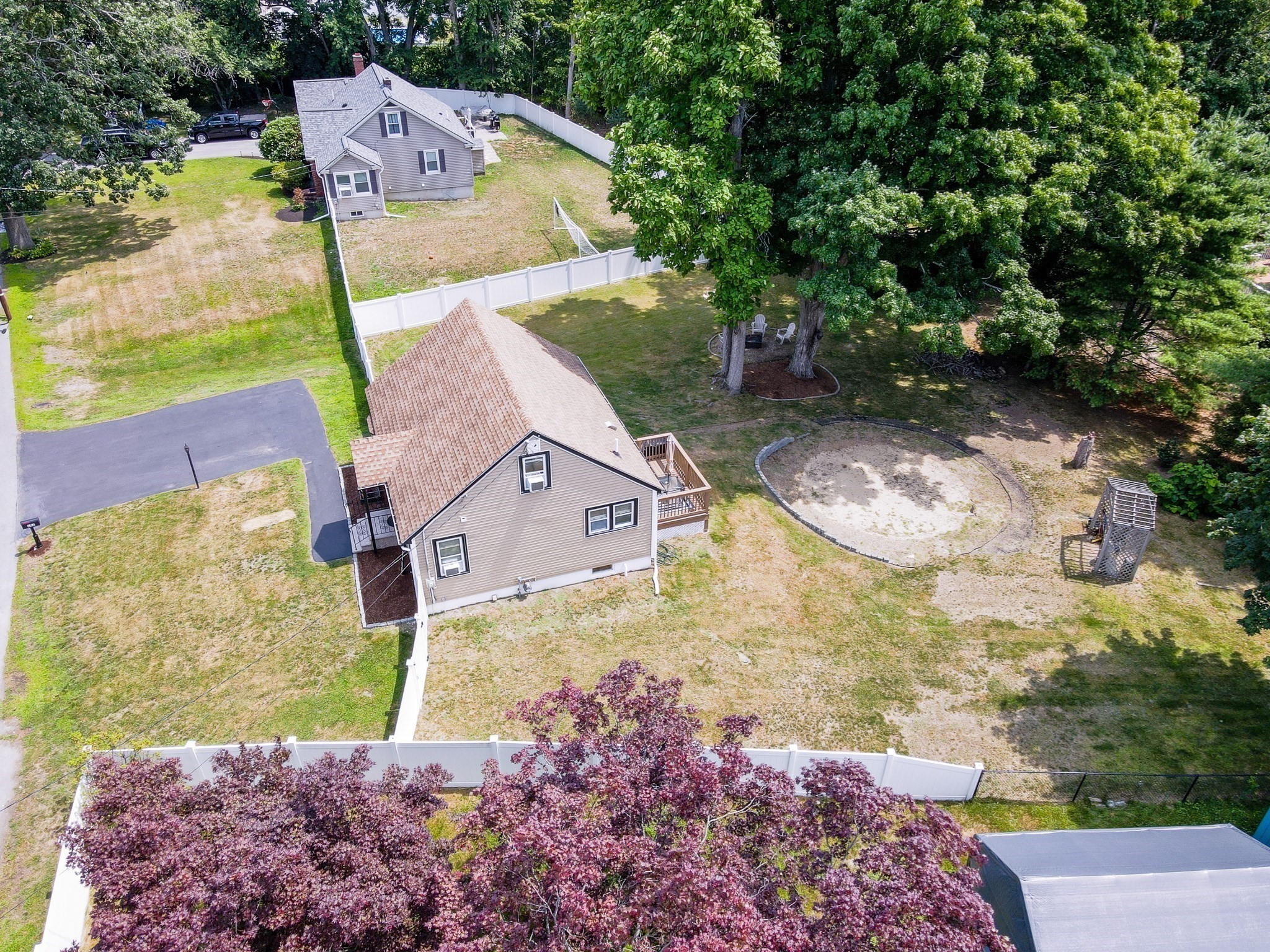 103 Fox Ave Property Photo 27