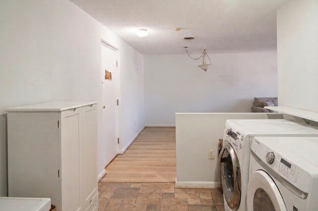 404 Broadway # 303 Property Photo 4