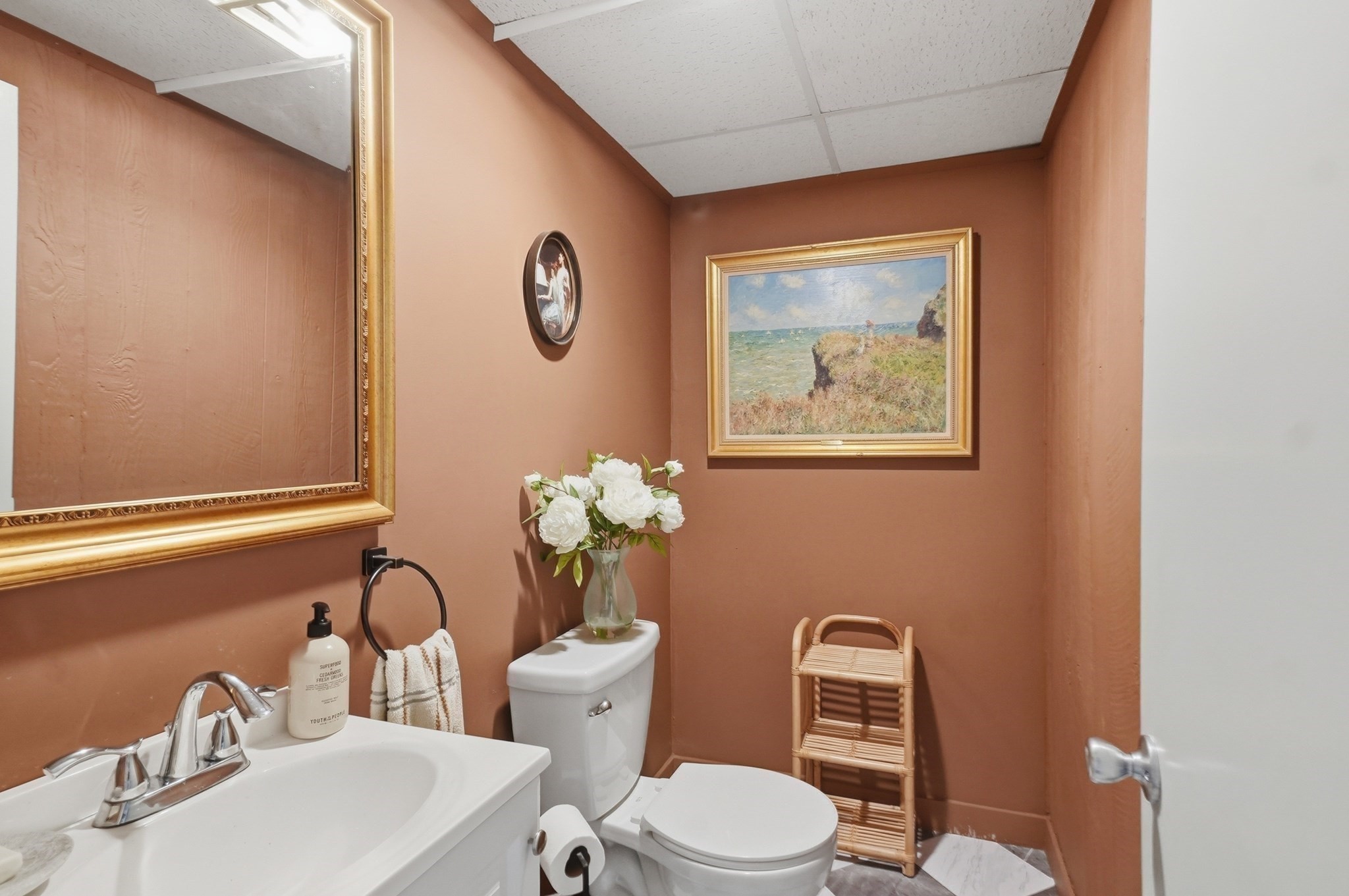 334 Rogers St Property Photo 29