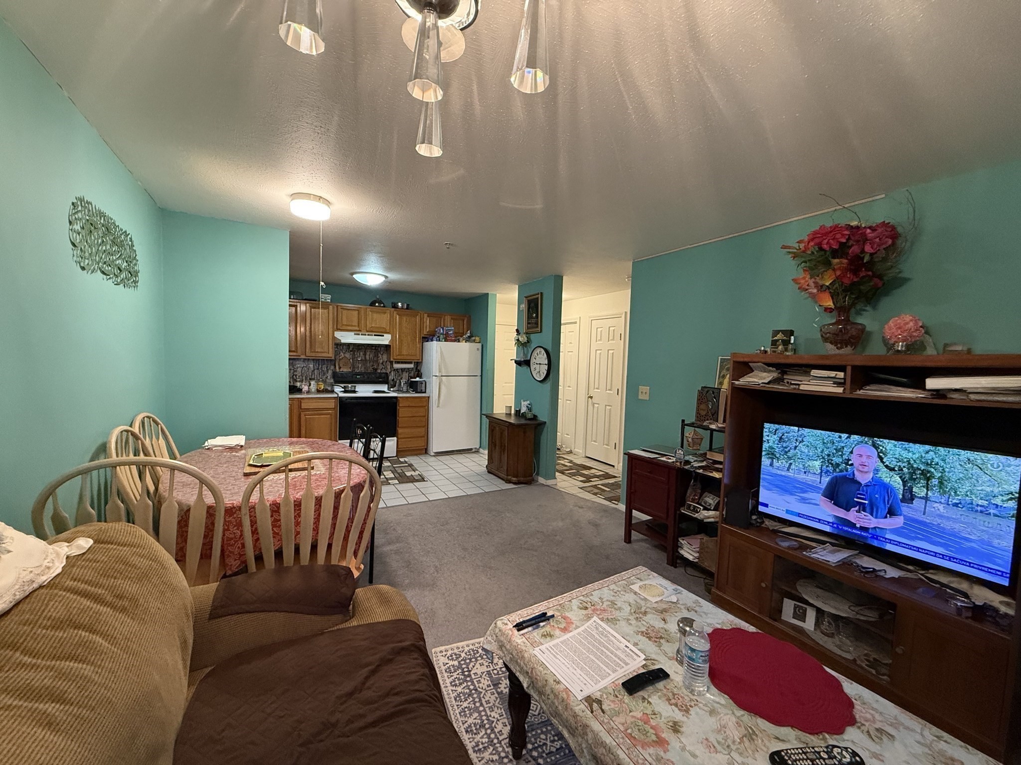 20 Heaths Ct # 401 Property Photo 8