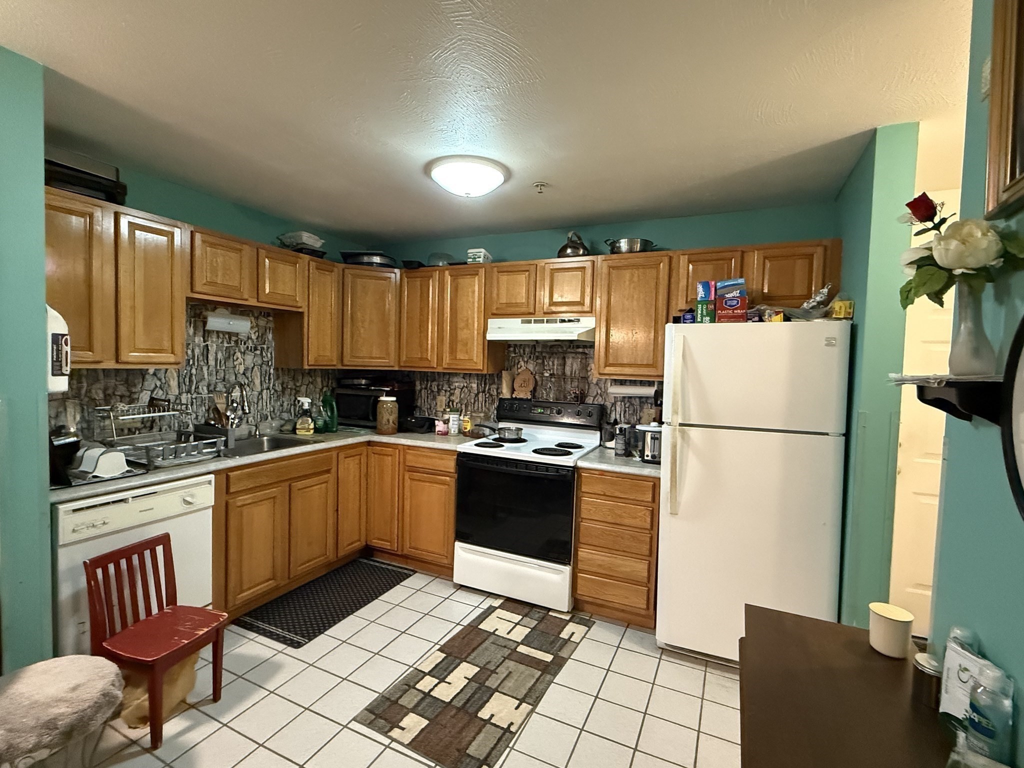 20 Heaths Ct # 401 Property Photo 11