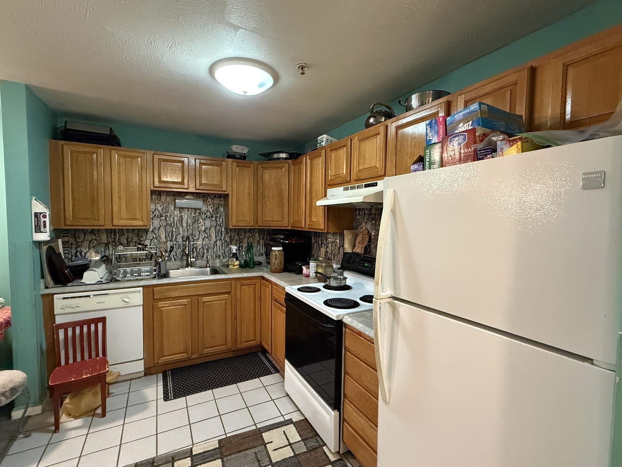 20 Heaths Ct # 401 Property Photo 12