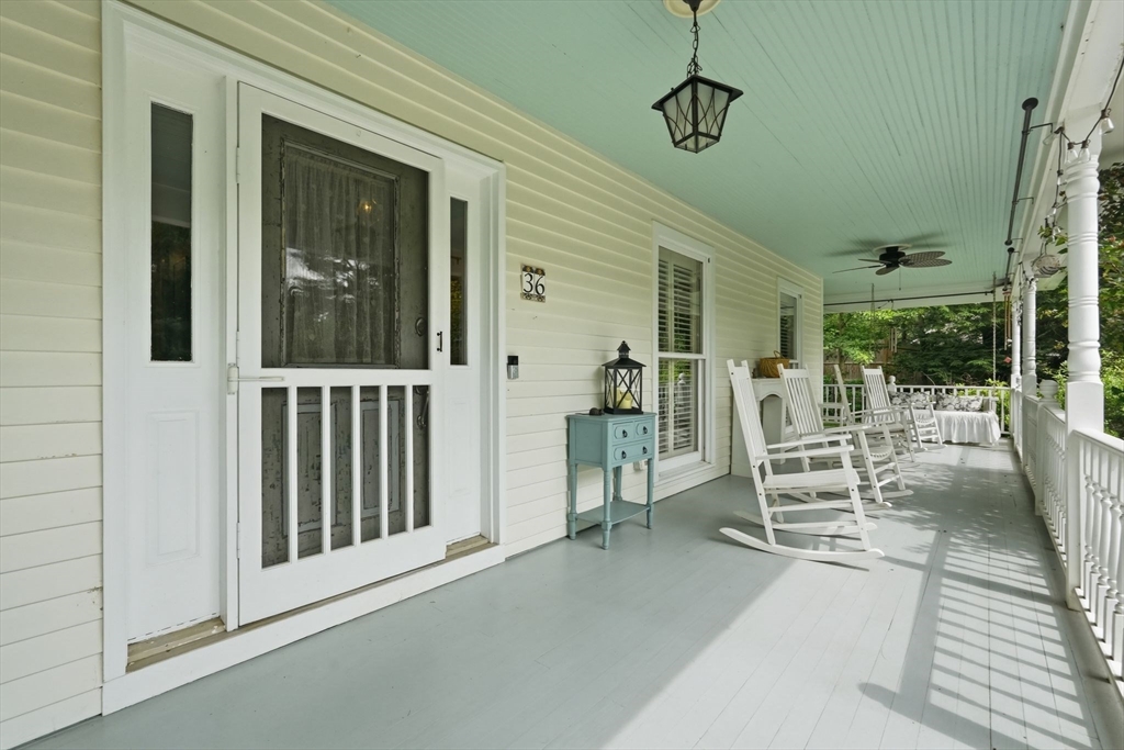 36 Woodlot Rd Property Photo 3