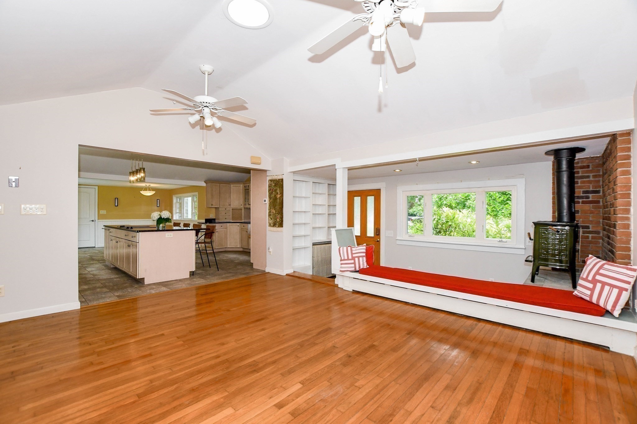 14 Crapo Street Property Photo 10
