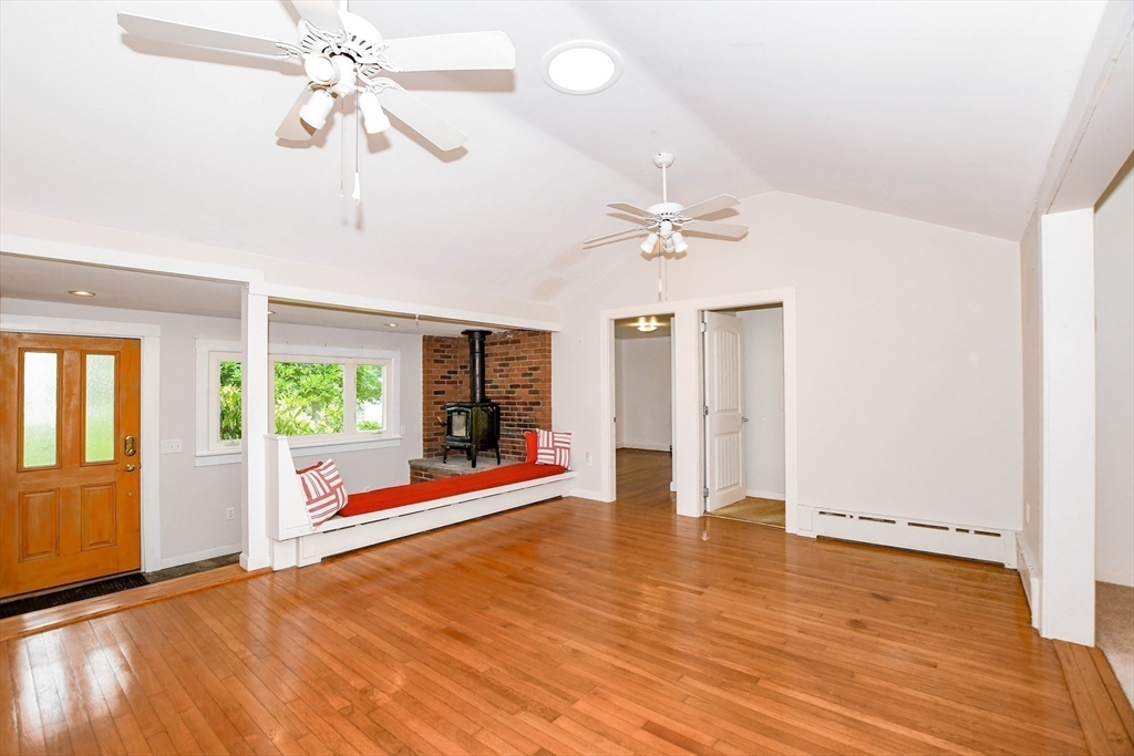 14 Crapo Street Property Photo 11