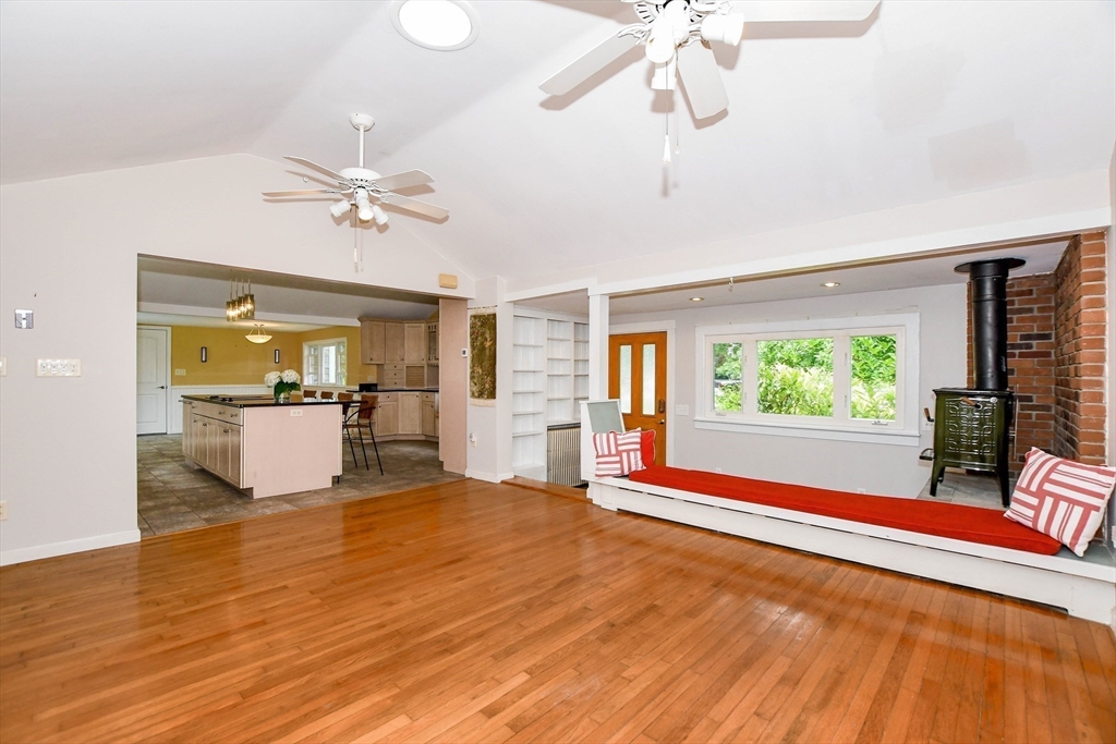 14 Crapo Street Property Photo 13