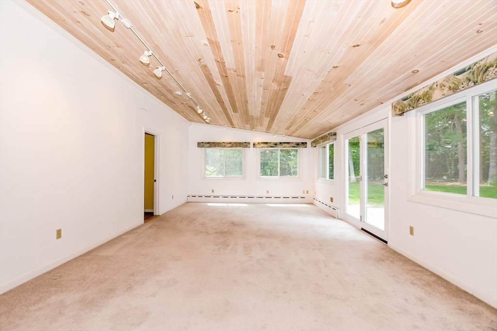 14 Crapo Street Property Photo 22