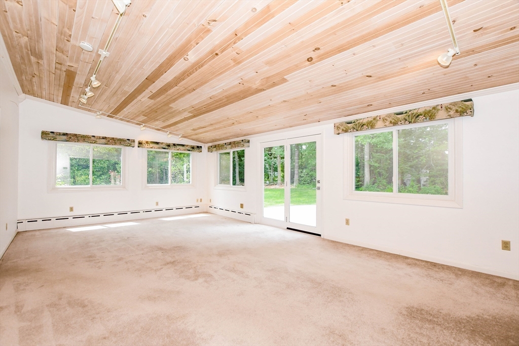 14 Crapo Street Property Photo 23
