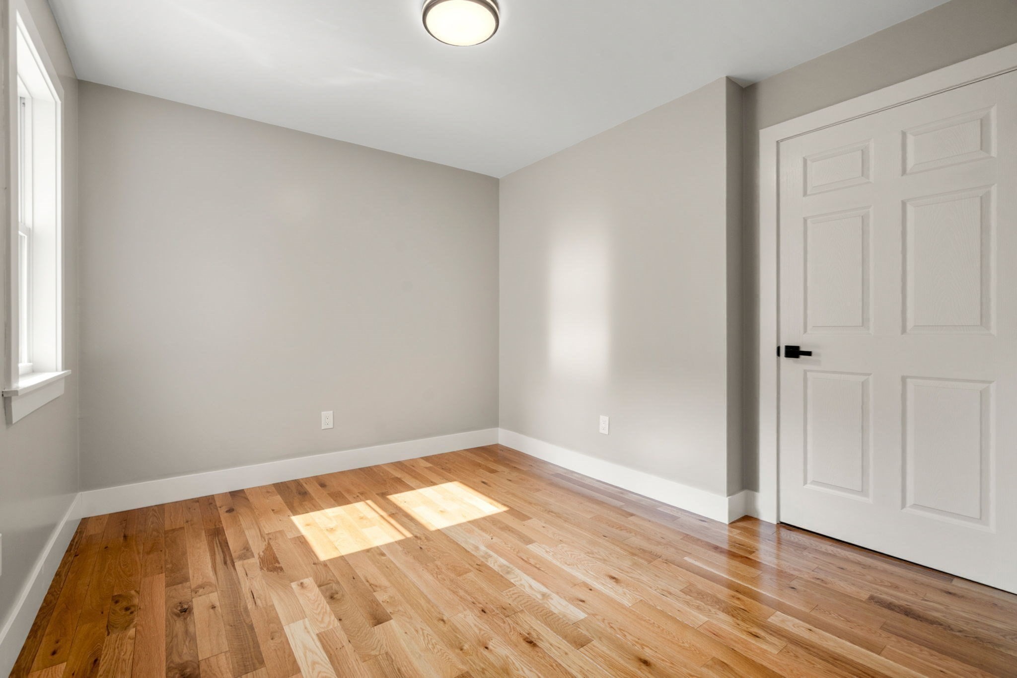 24 N Byron Ave Property Photo 14