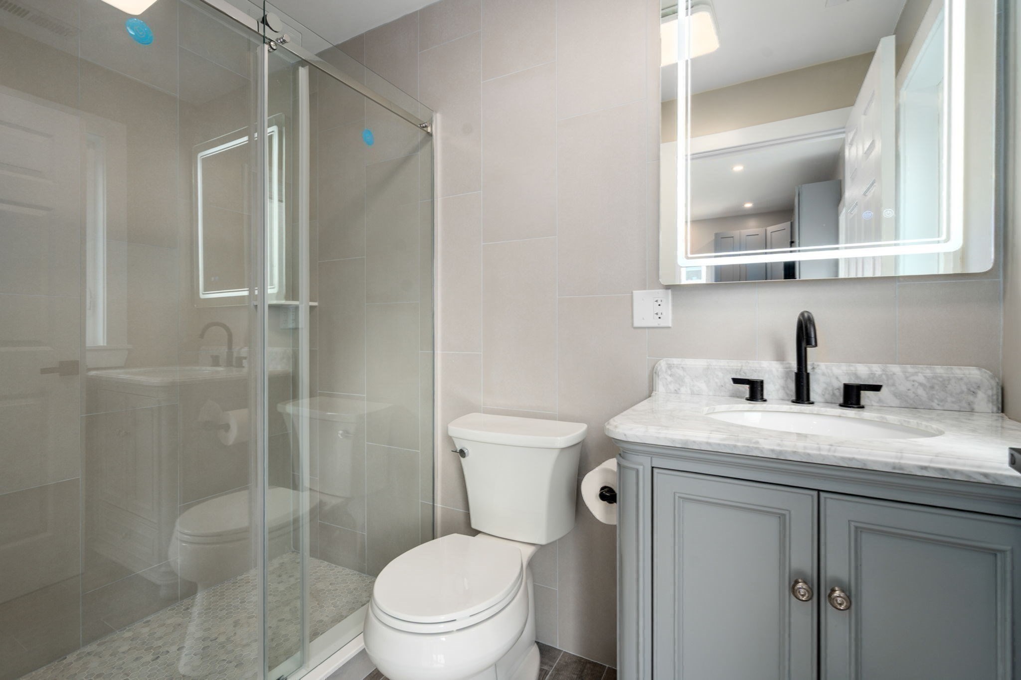 24 N Byron Ave Property Photo 15