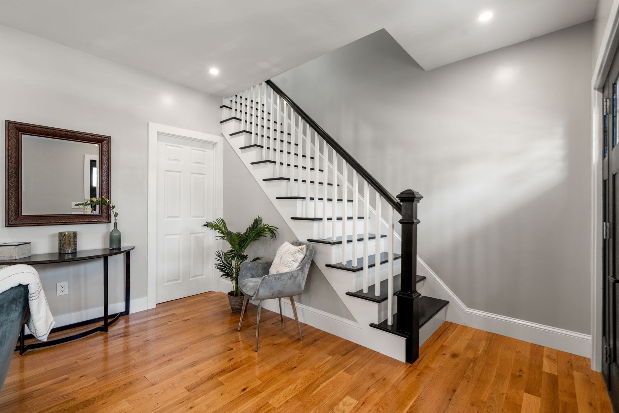 24 N Byron Ave Property Photo 16