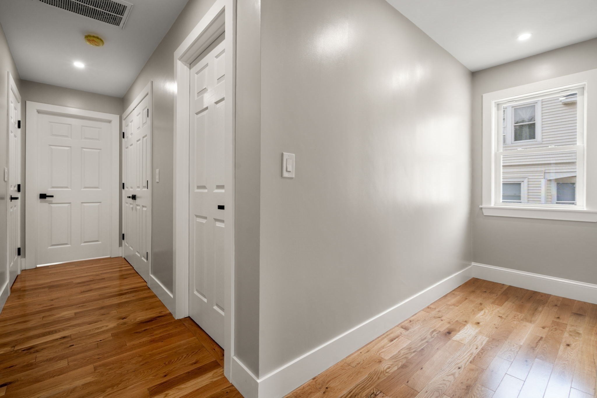 24 N Byron Ave Property Photo 17