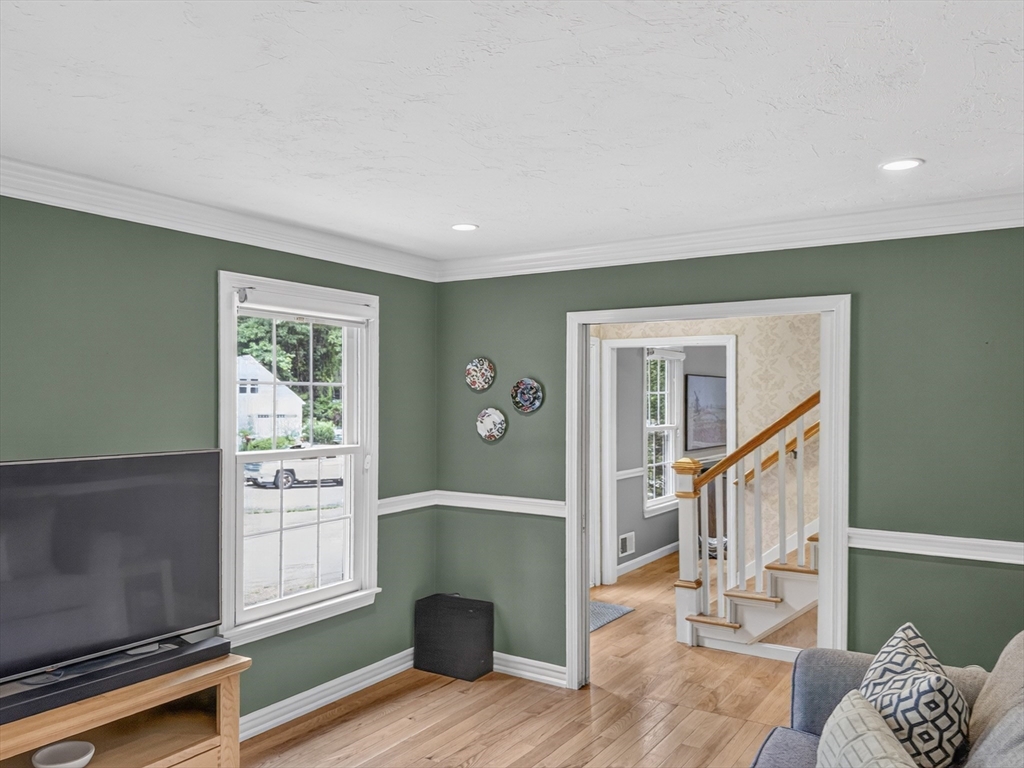 16 Wadsworth Rd Property Photo 14