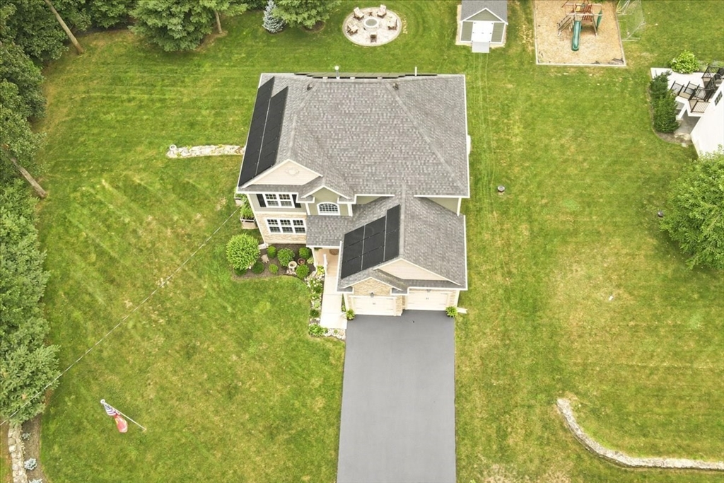 2a Thayer Farm Rd Property Photo 2