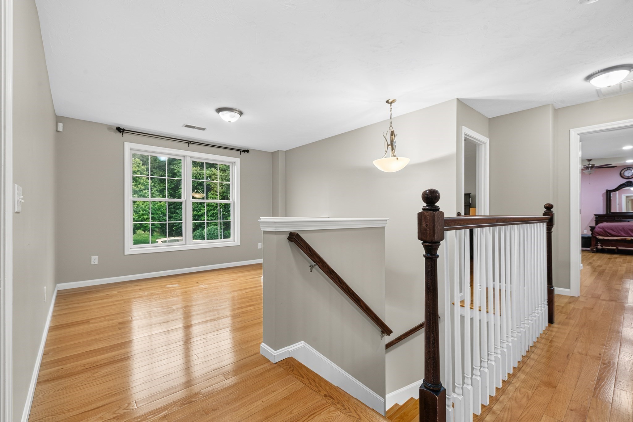 14 Longbrook Dr Property Photo 16