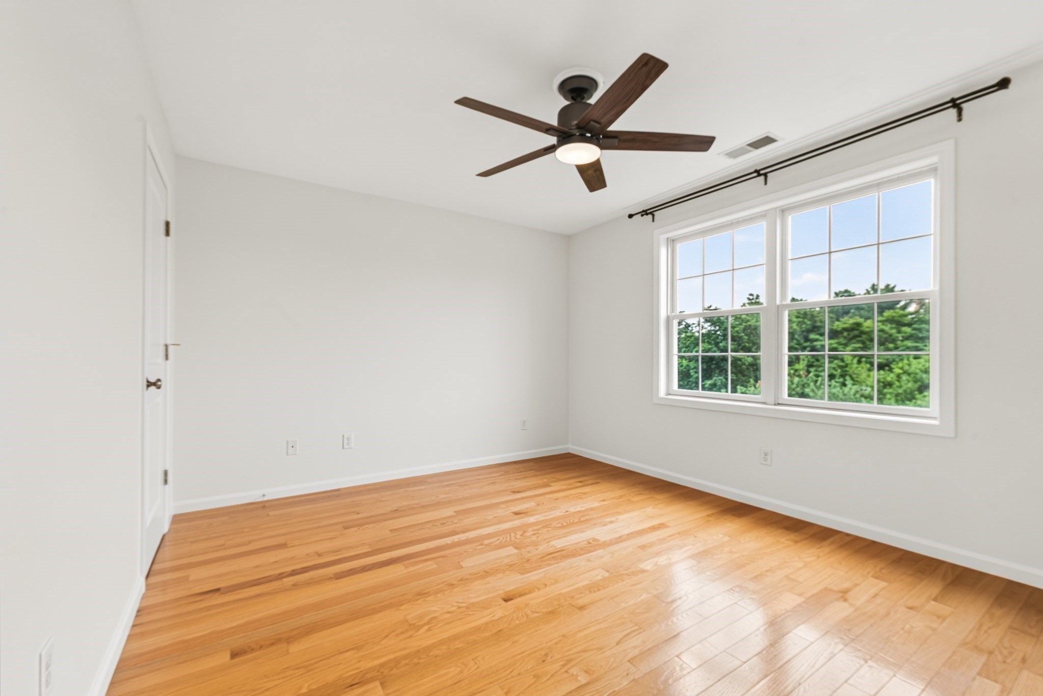 14 Longbrook Dr Property Photo 18