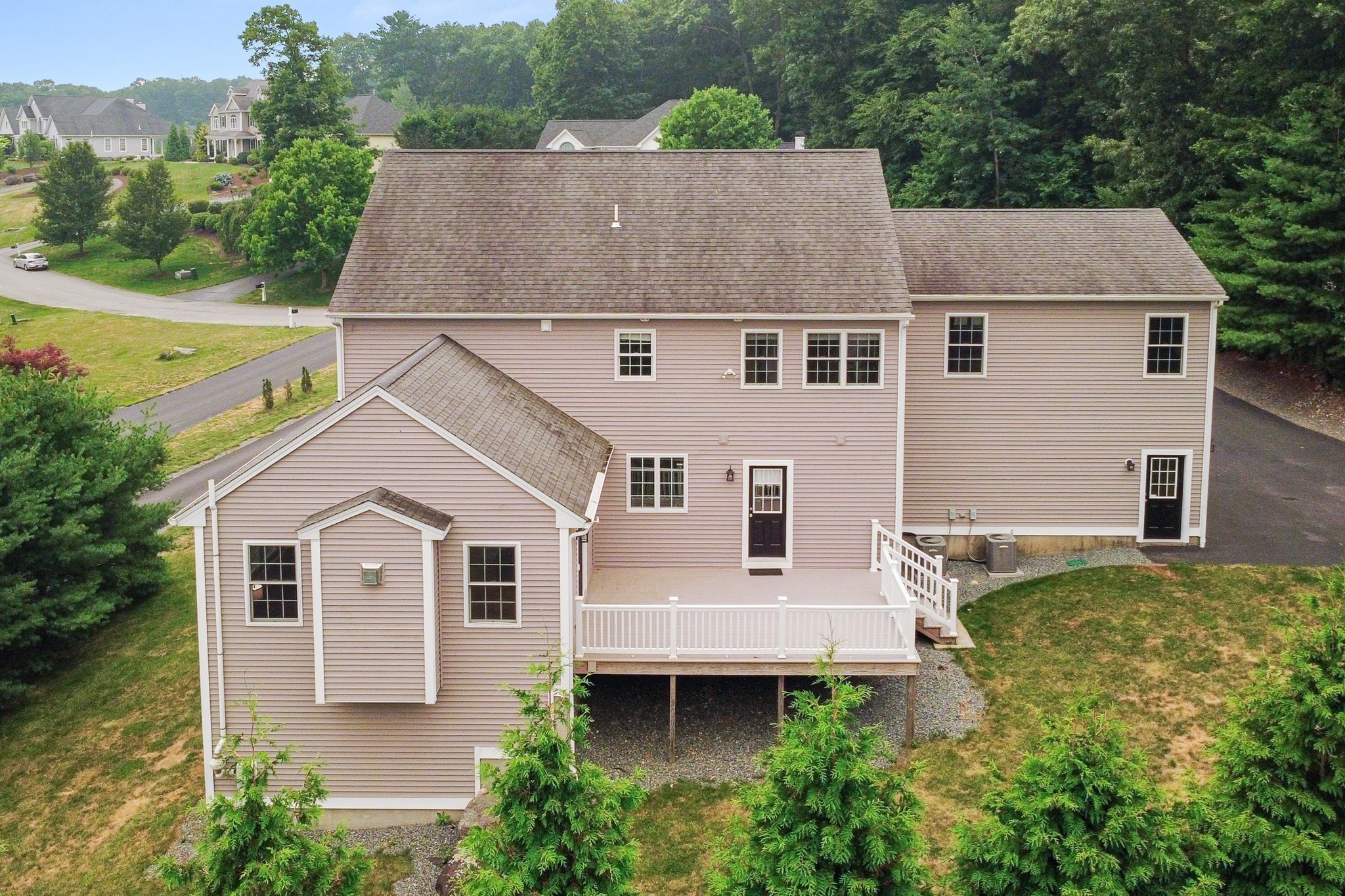 14 Longbrook Dr Property Photo 32