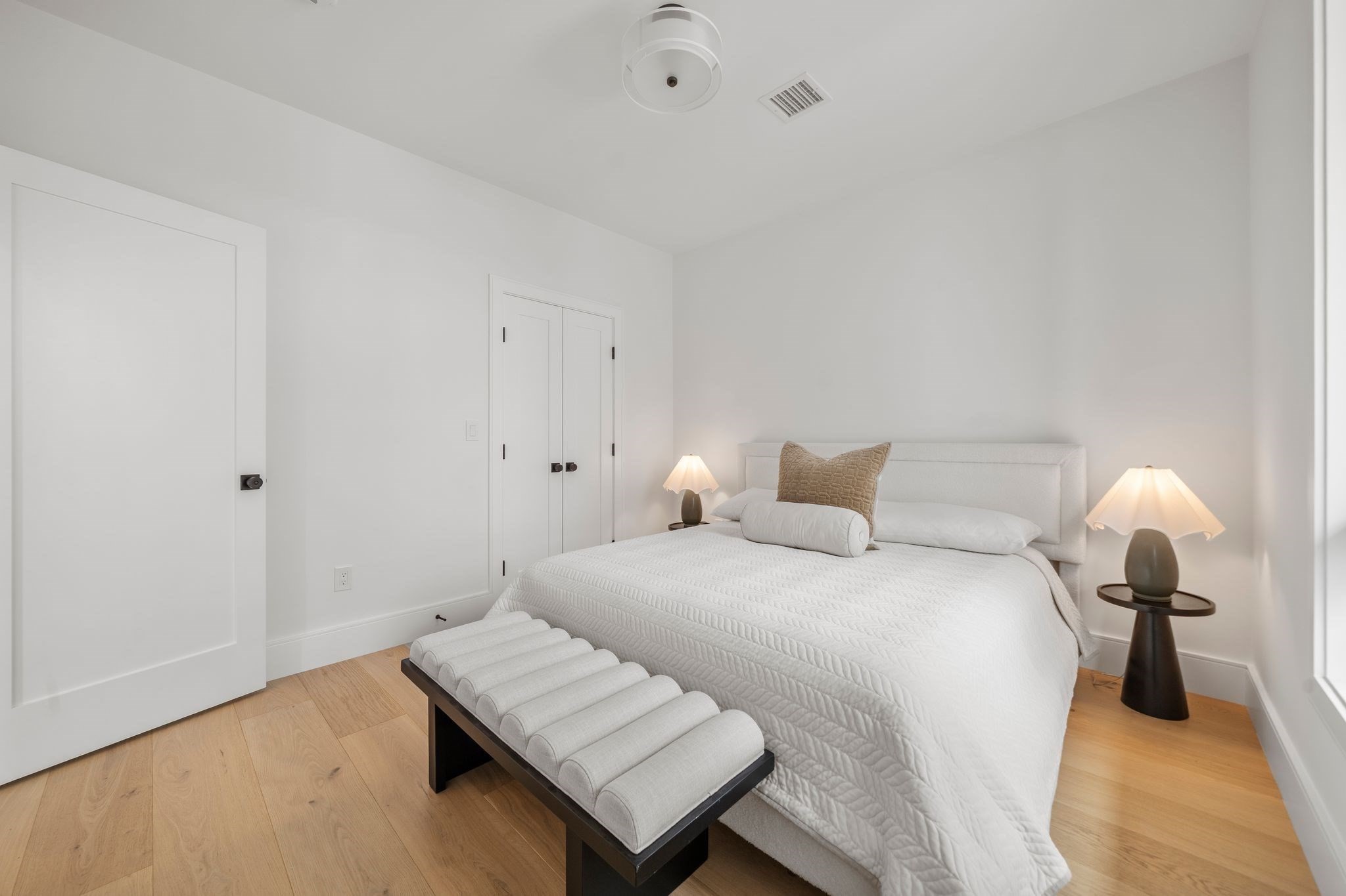 136 West 8th # 3 Property Photo 16