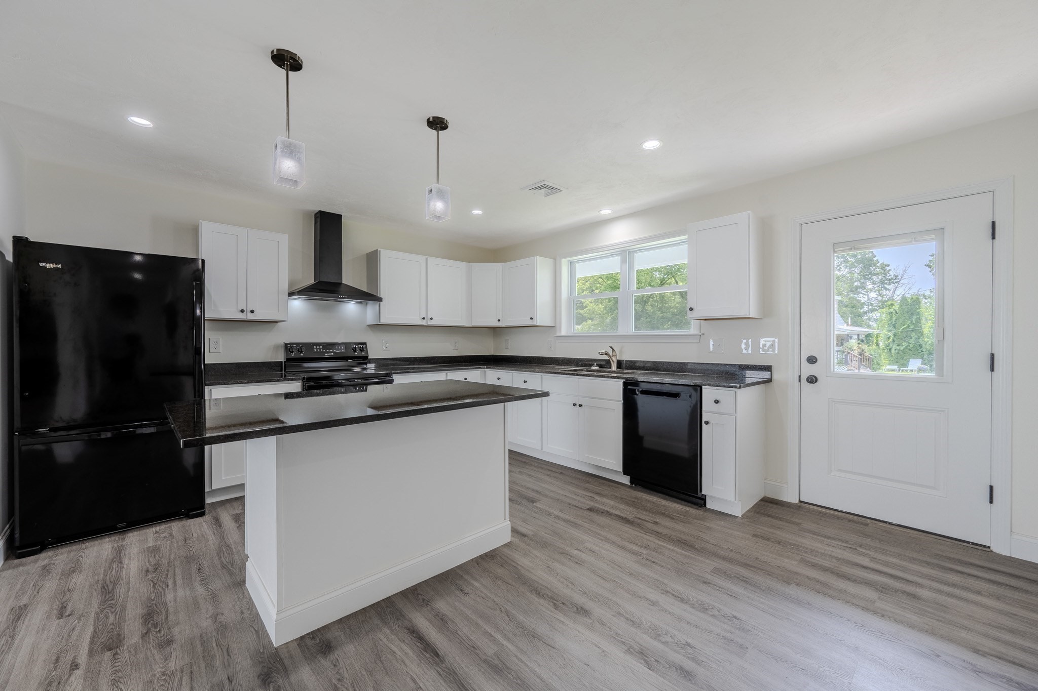 109 Navy Yard Rd Property Photo 7