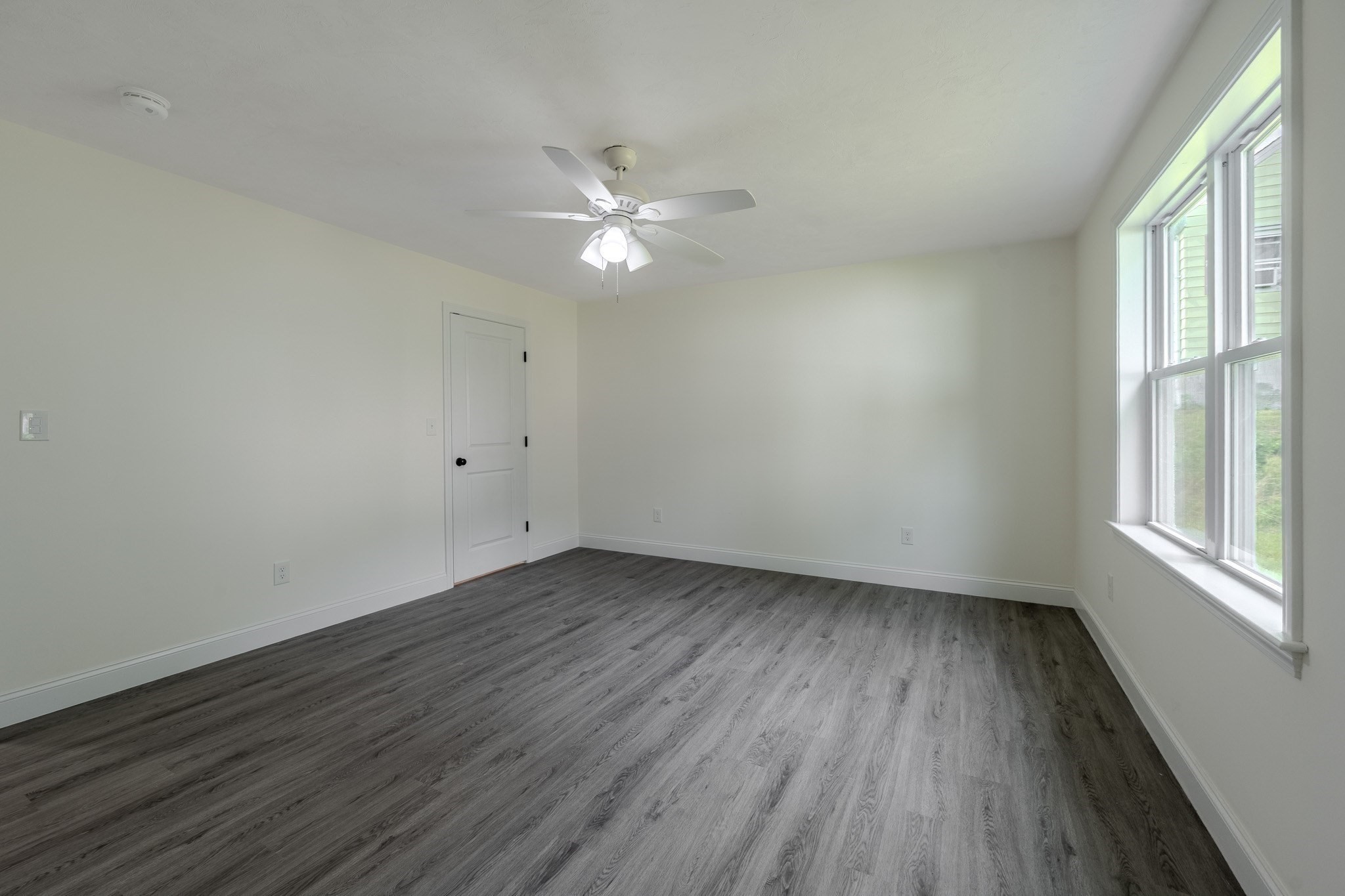 109 Navy Yard Rd Property Photo 8