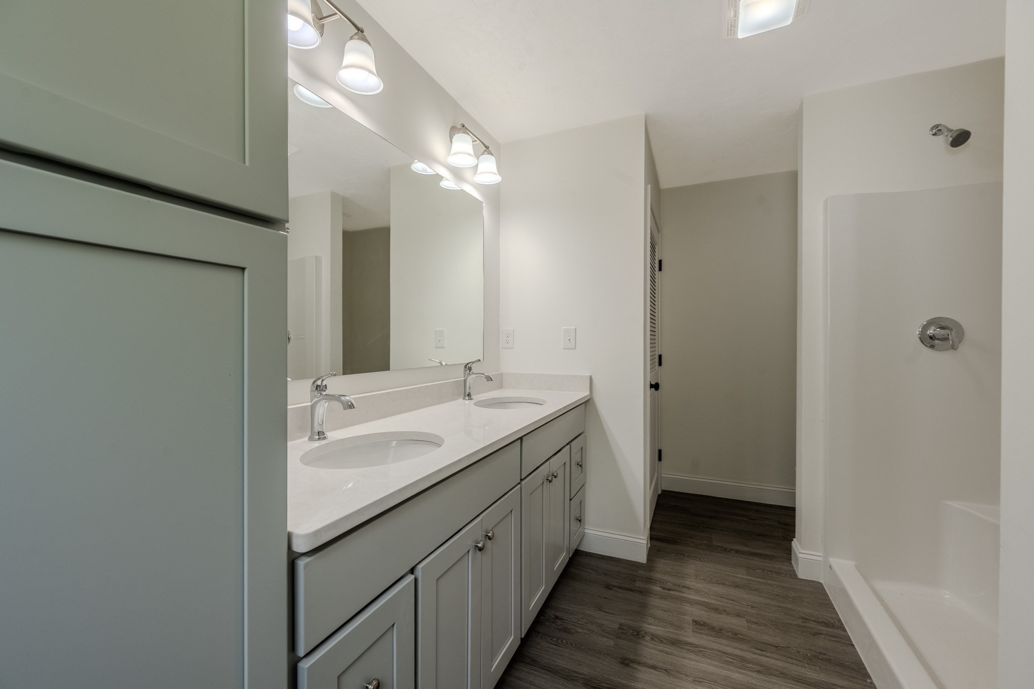 109 Navy Yard Rd Property Photo 13