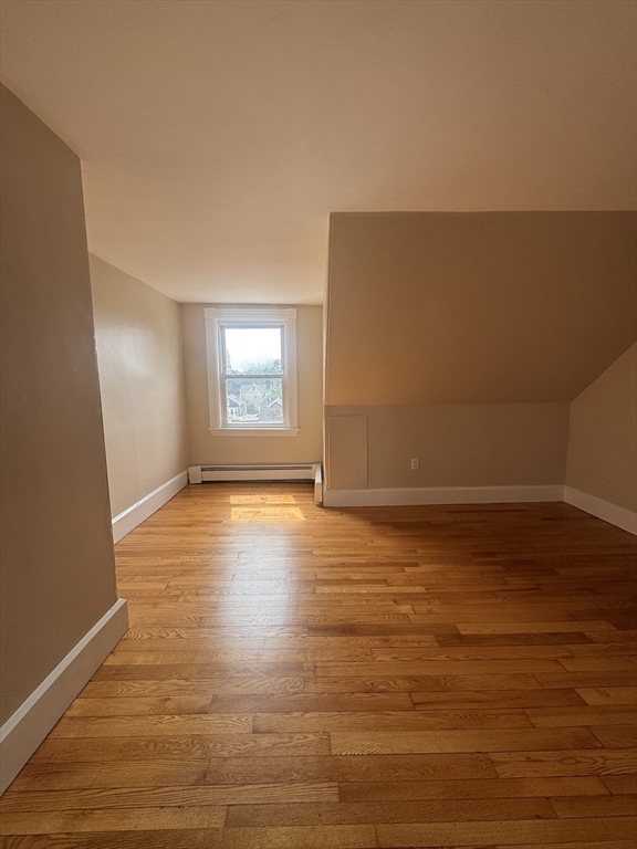 9 Evans # 3 Property Photo 11