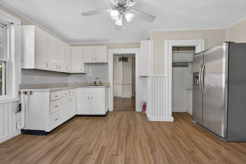 28 Forest St Property Photo 6