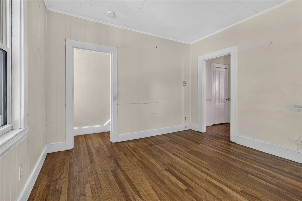 28 Forest St Property Photo 17