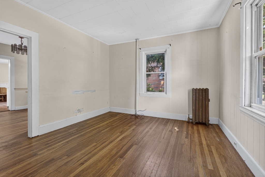 28 Forest St Property Photo 22