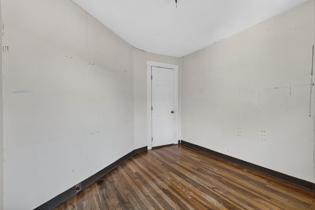 28 Forest St Property Photo 24