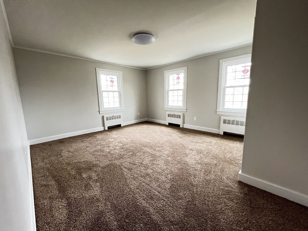 200 Highcrest Rd Property Photo 27
