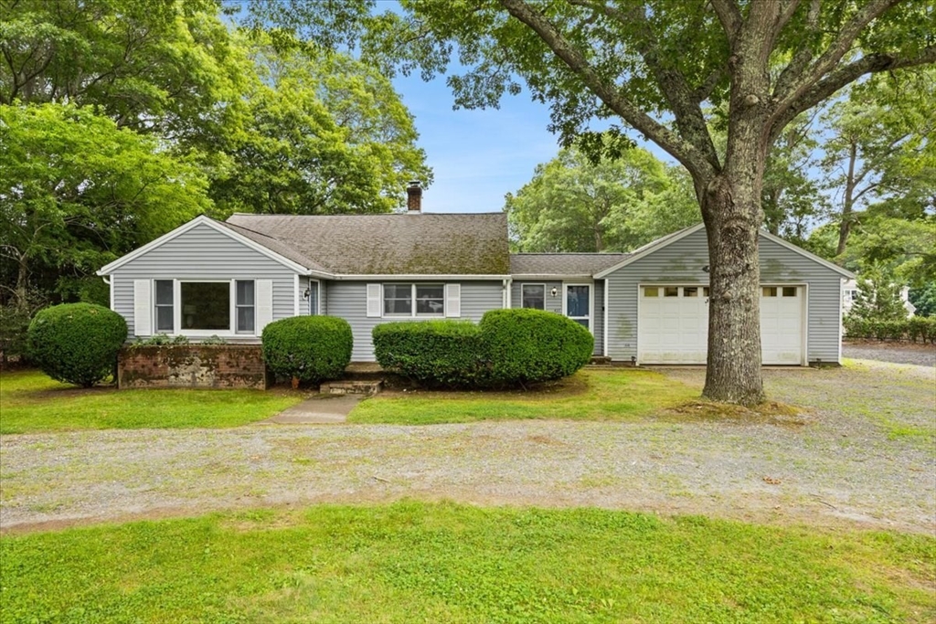 435 Sandwich Rd Property Photo 1