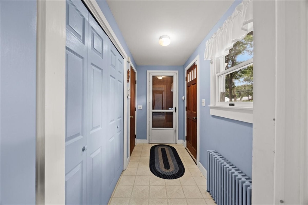 435 Sandwich Rd Property Photo 10