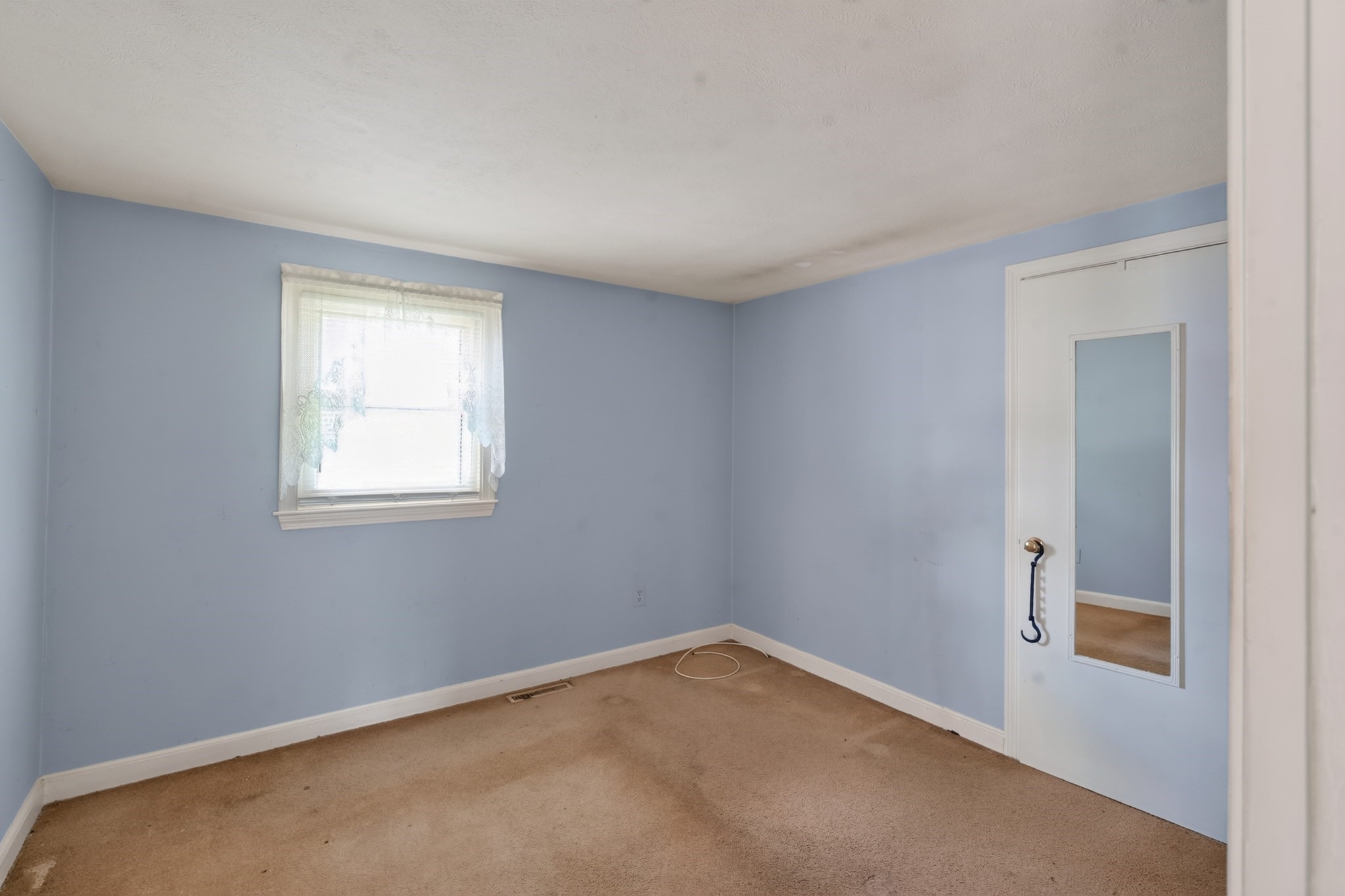 25 Deepwood Dr Property Photo 11