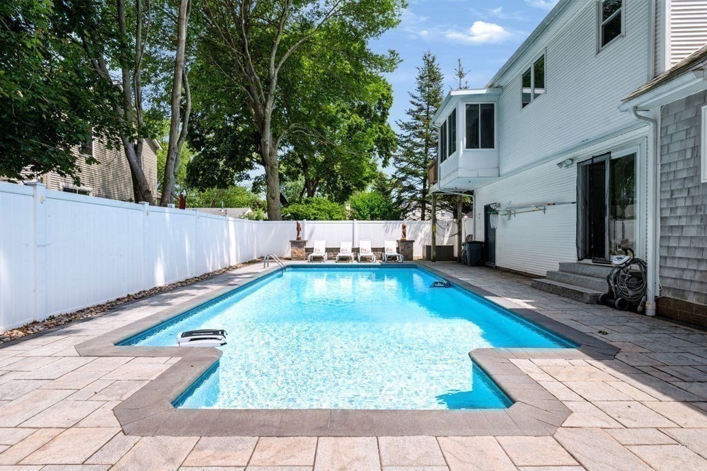 36 Myrtle Avenue Property Photo 1