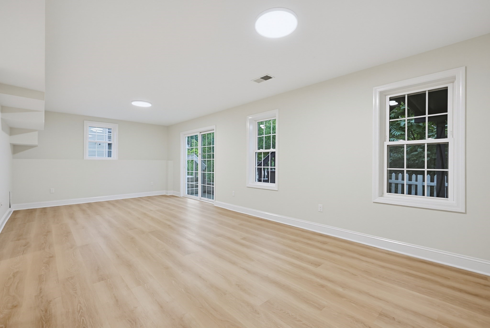 18 Bullard Ave Property Photo 33