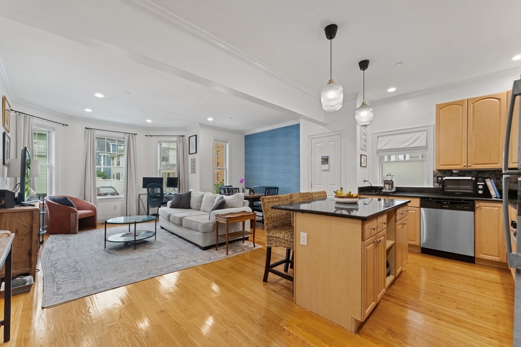146 Clifton Street # 4 Property Photo 1