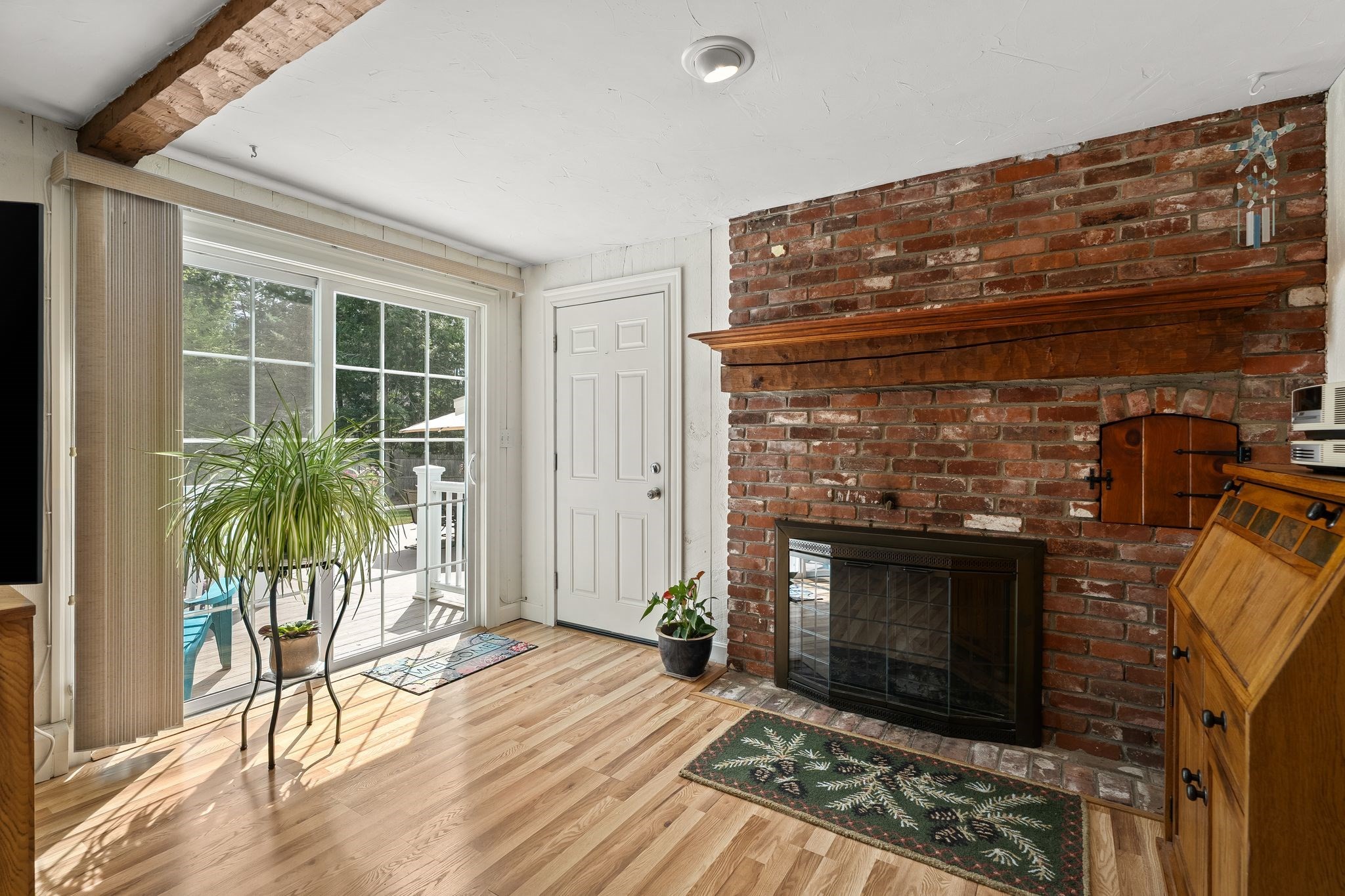 526 Walnut St Property Photo 11