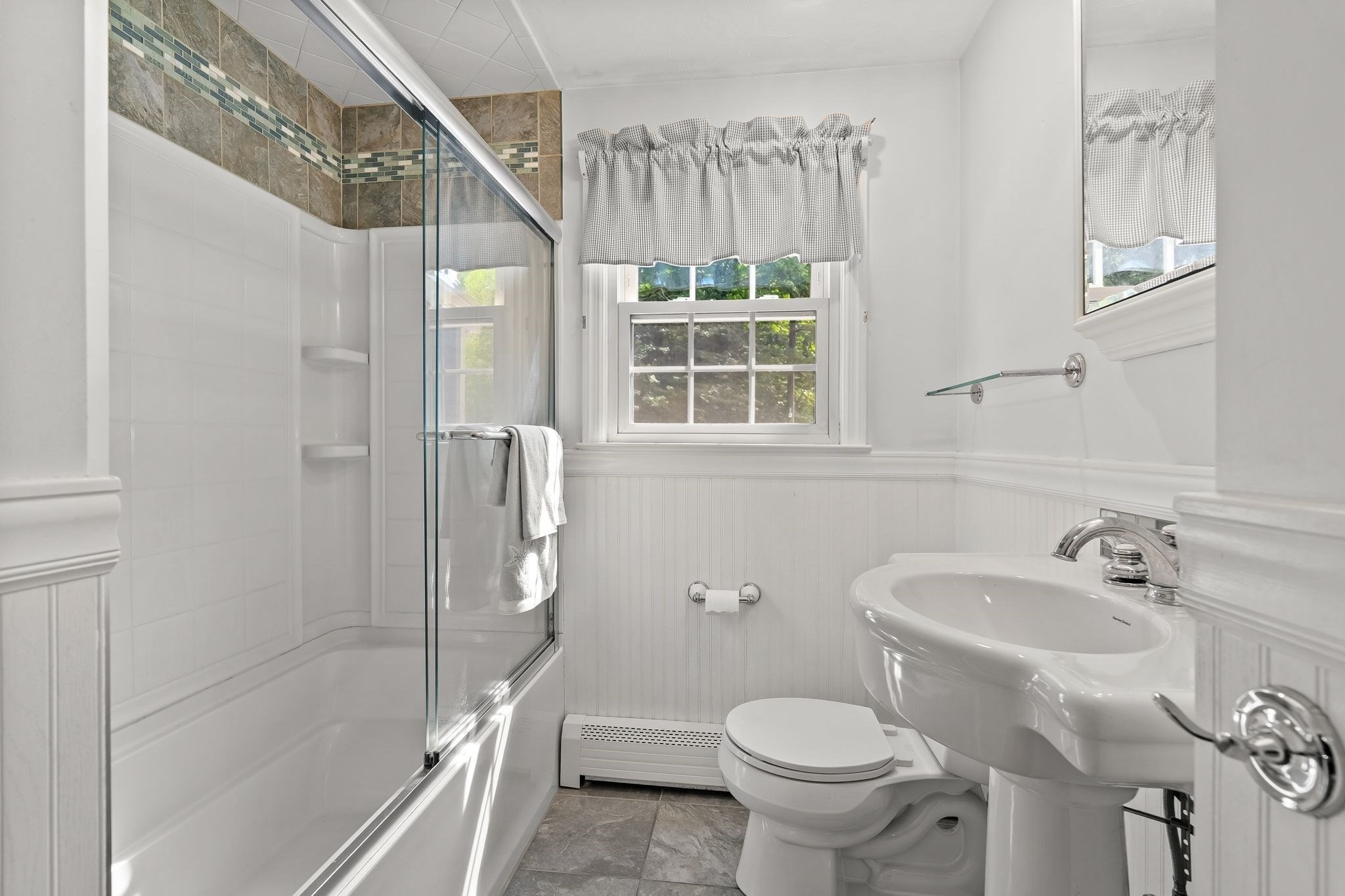 526 Walnut St Property Photo 13