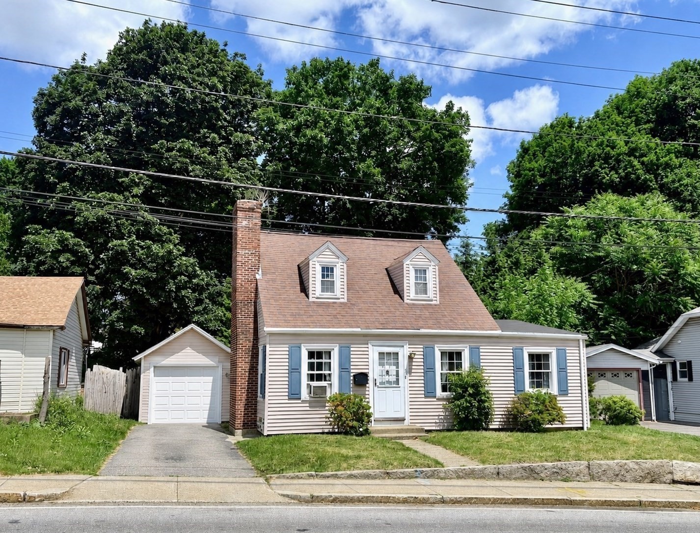 5 Canal St Property Photo 2