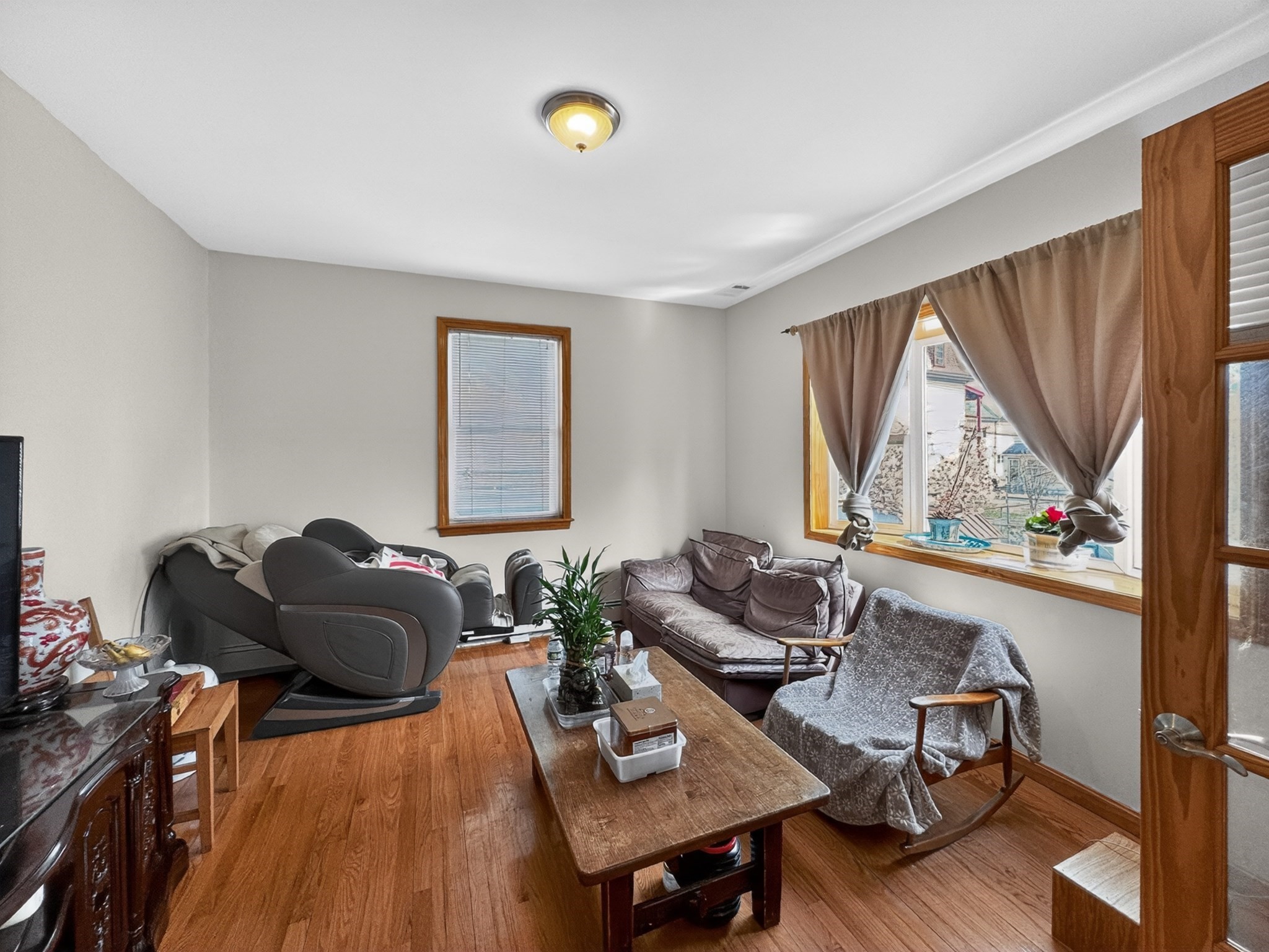 383 Highland Ave Property Photo 14