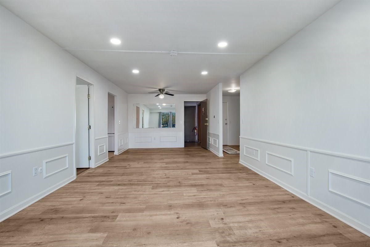 15 Oak Neck Rd # 11 Property Photo 4