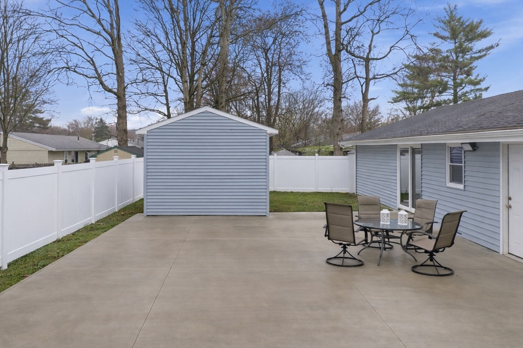 56 Dondi Rd Property Photo 2