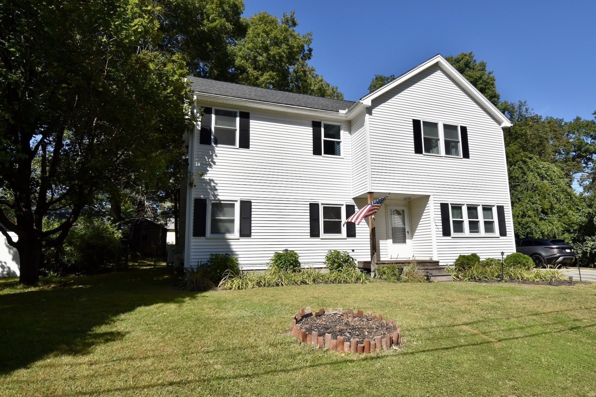 9 Maid Marion St Property Photo 1
