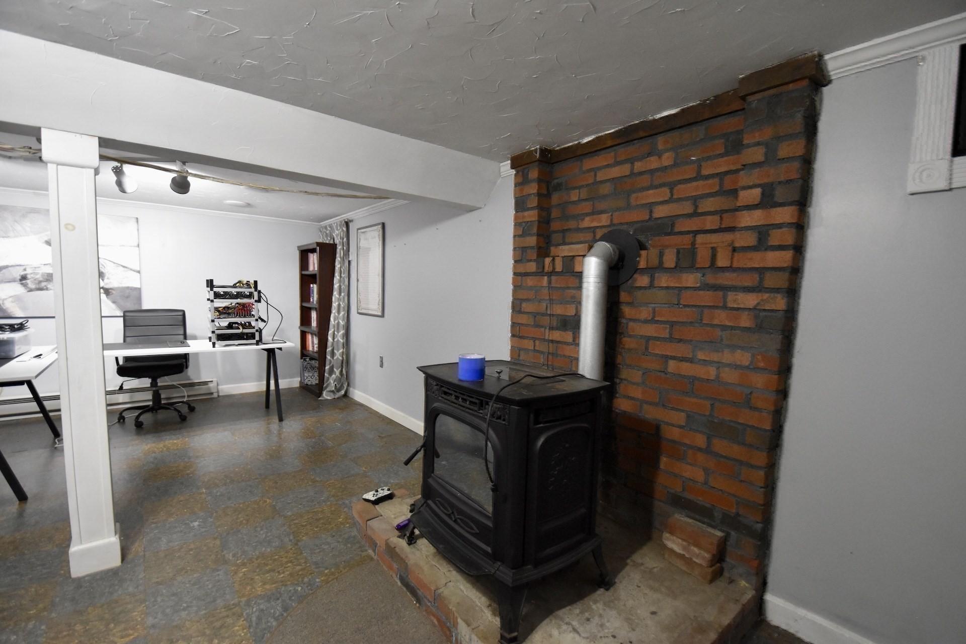 9 Maid Marion St Property Photo 27