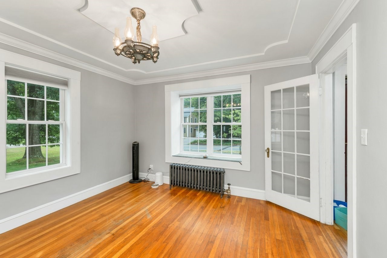 3 Forest St Property Photo 15