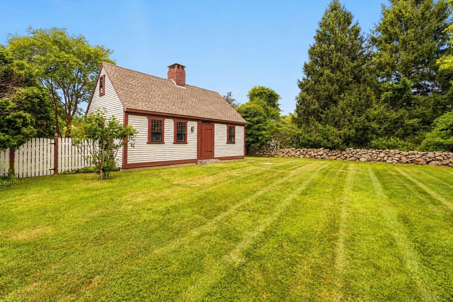 200 Bakerville Rd Property Photo 1