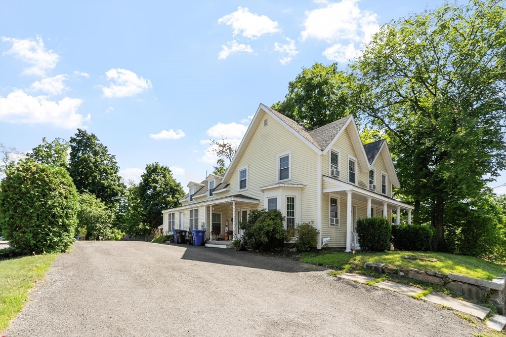 19 Main St