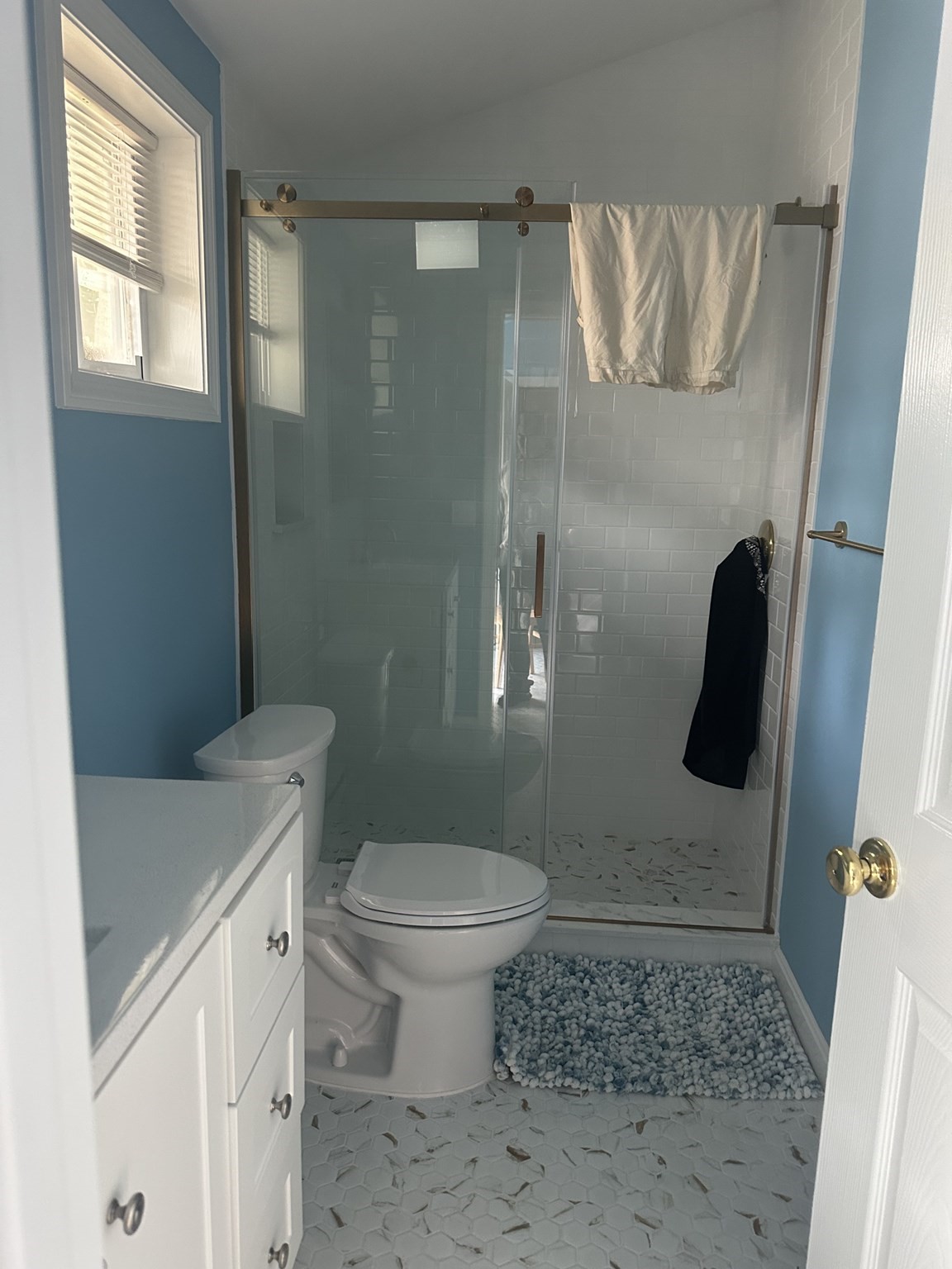 25 Ruth Rd # B Property Photo 1