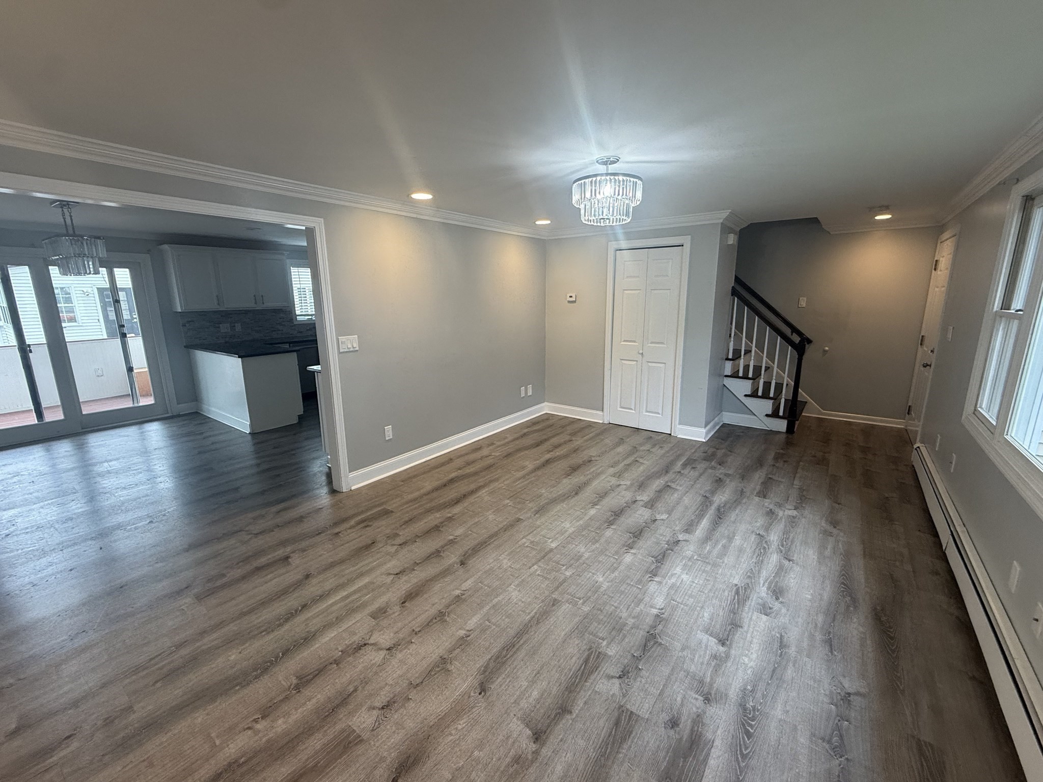 22 Draper Rd # A Property Photo 4